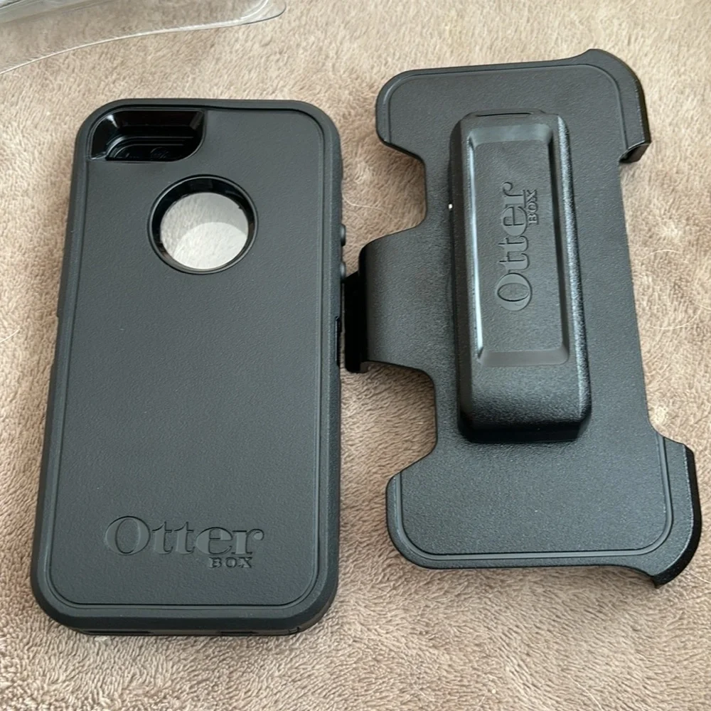 Otterbox Defender iPhone Case - Picture 4 of 6